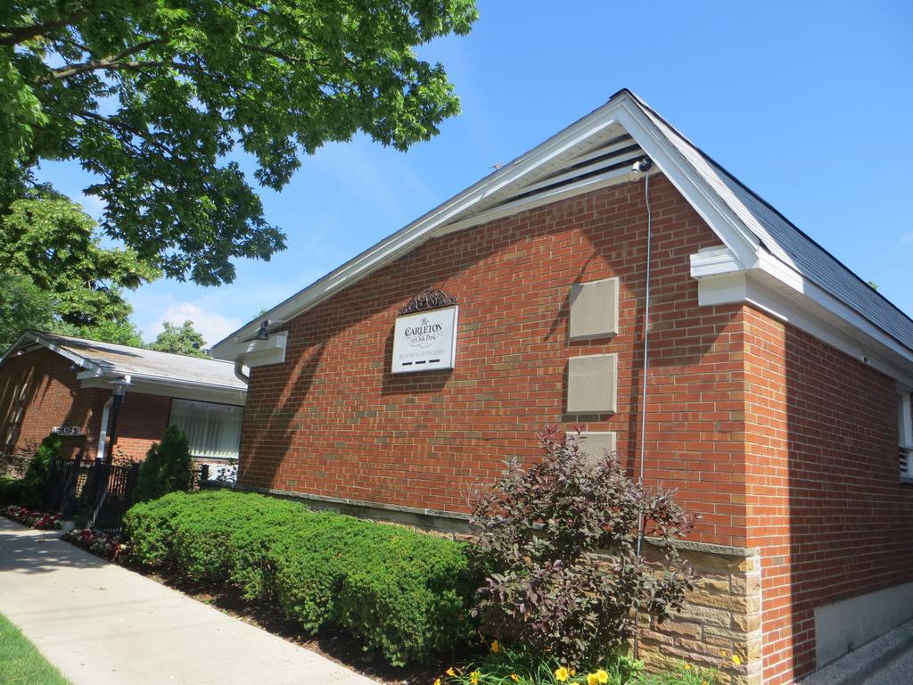 Carleton Of Oak Park Hotel Exterior photo